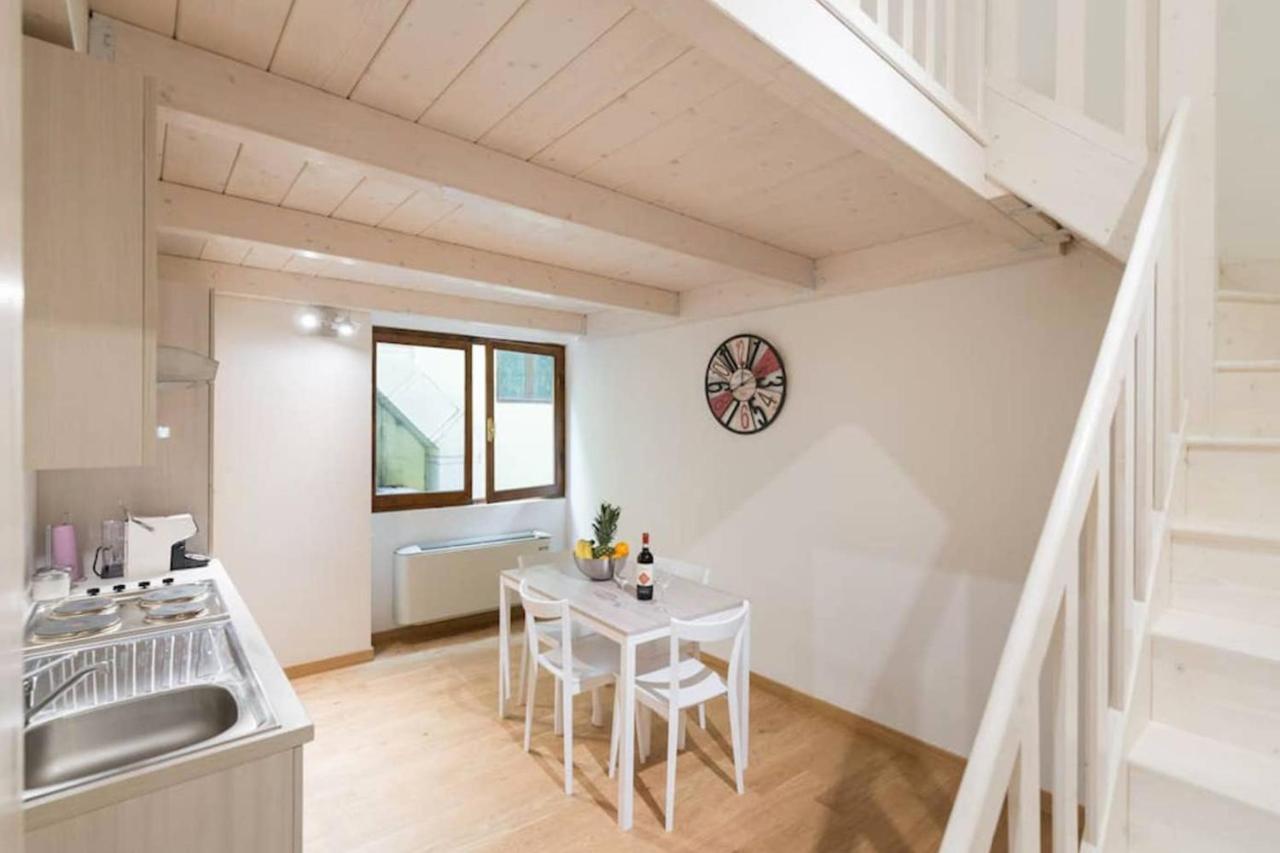 Monalda Loft 1 - Hosted By Sweetstay Флоренция Екстериор снимка